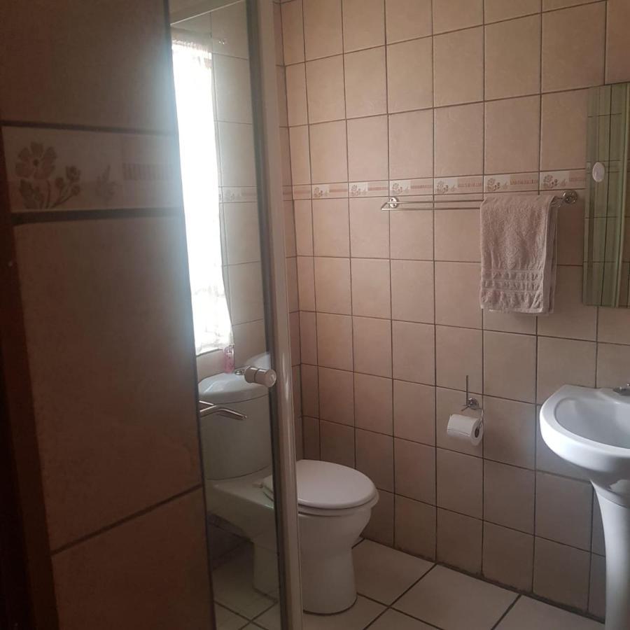 Mom'S Place Upington Kültér fotó