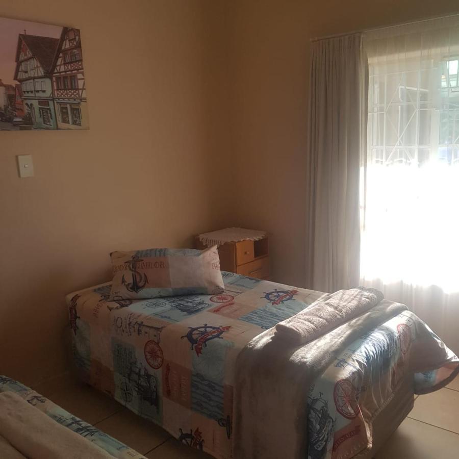Mom'S Place Upington Kültér fotó